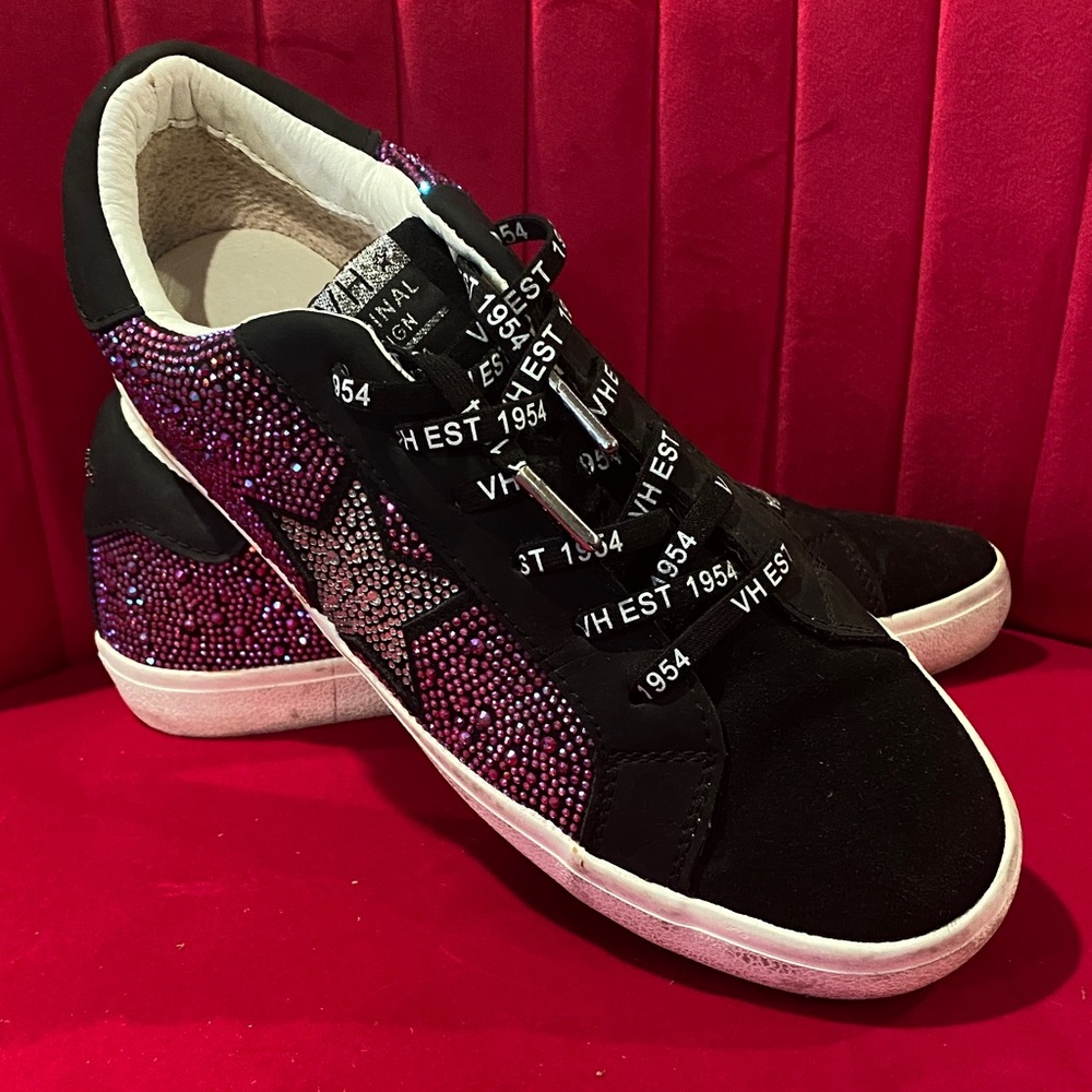 Vintage Havana Black and Pink Sneakers